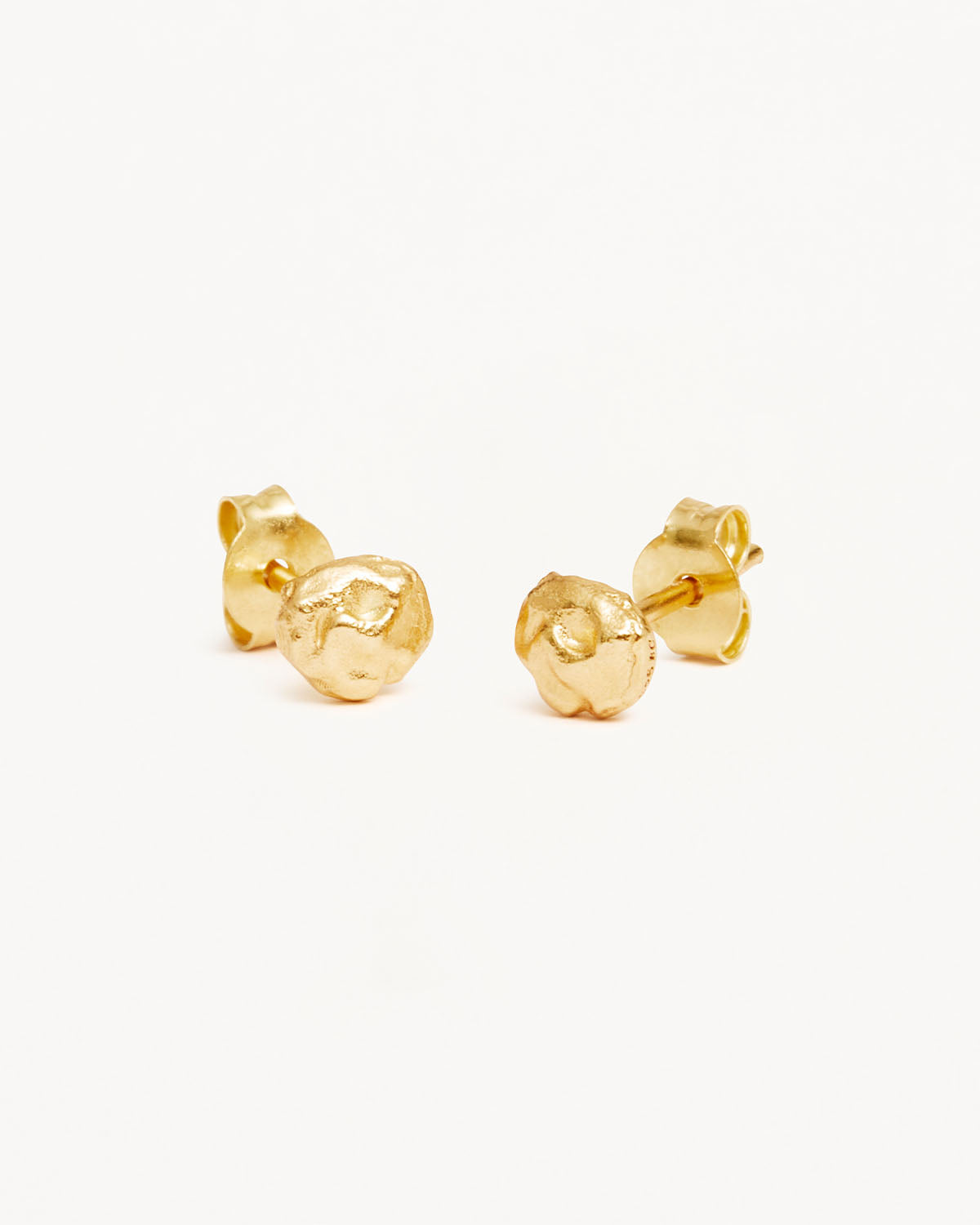 Buy Small 18K Gold Hoop Earrings, Mens Hoop Earrings, Thin Gold Huggie Hoop  Earrings, Minimalist Ridge 10mm Gold Earrings for Men Mens Jewelry Online  in India - Etsy